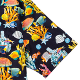 Camisa de manga corta con cuello campamento y estampado a juego