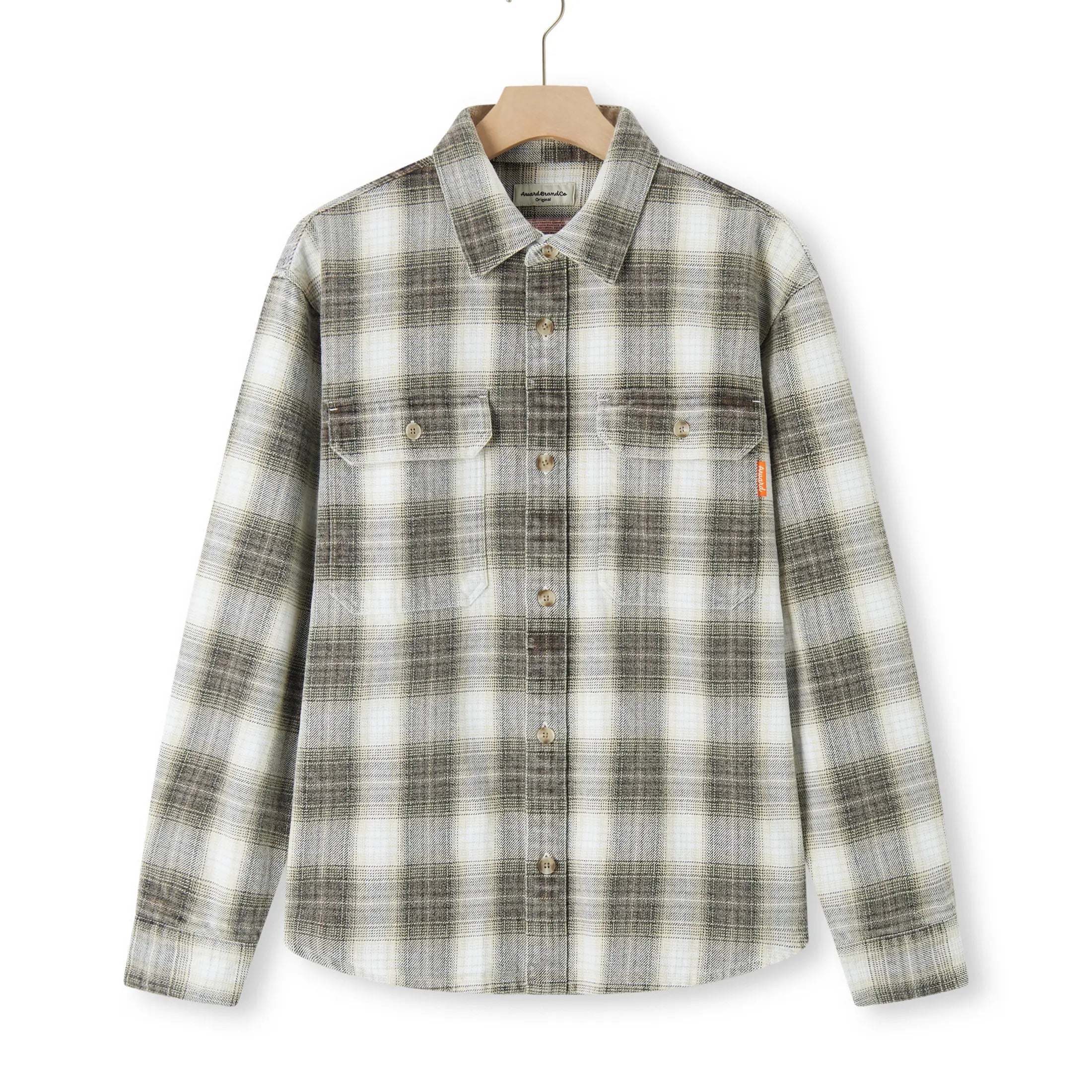 Award Brand Co Mens Shirts Vintage Flannel Heavyweight Scottish Check 100% Cotton Long Sleeve 230LDE0202_1. The virtues of flannel are so ubiquitous that the term has come to describe any garment made of flannel. The oversized heavyweight flannel shirts from Award Brand Co are dense enough to keep wind, perfect for wearing our vintage heavyweight flannel shirts for these days when it is not quite cold enough but already a bit chilly.