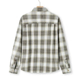 Award Brand Co Mens Shirts Vintage Flannel Heavyweight Scottish Check 100% Cotton Long Sleeve 230LDE0202_2. The virtues of flannel are so ubiquitous that the term has come to describe any garment made of flannel. The oversized heavyweight flannel shirts from Award Brand Co are dense enough to keep wind, perfect for wearing our vintage heavyweight flannel shirts for these days when it is not quite cold enough but already a bit chilly.
