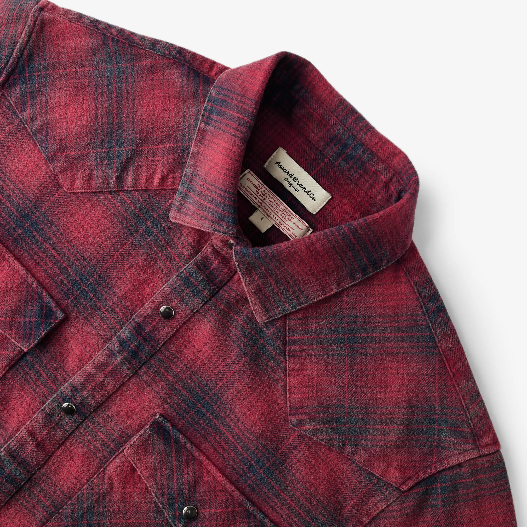 Award Brand Co Mens Shirts Western Vintage Flannel Highland Check 100% Cotton Long Sleeve snap buttons 230RWN0205_3 In the vast Western plains, heavyweight vintage flannel shirts were a cowboy's reliable companion. Sturdy and 
warm, they weathered the toughest trails. Now revived from Award Brand Co, these shirts bring that rugged Western
 heritage to life, perfect for those who value tradition and adventure in every stitch.